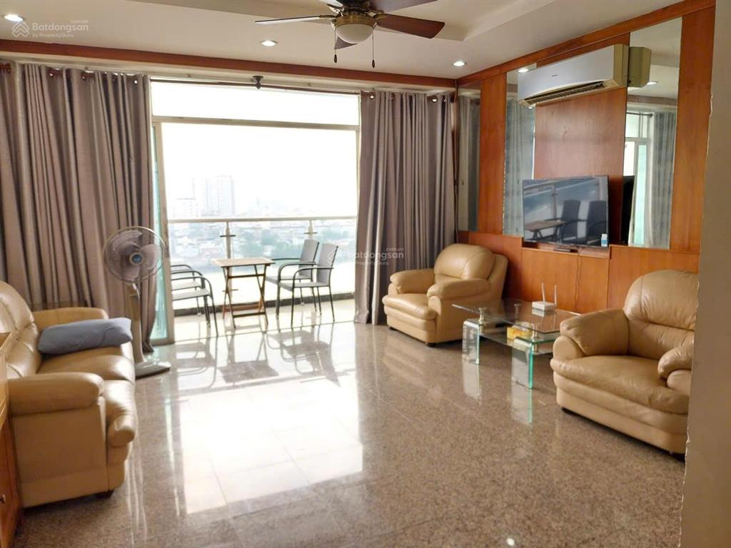 Bán căn hộ harv 4 phòng ngủ, 162,7m, lầu cao, view đẹp, giá rẻ chỉ 11,5 tỷ. vân 0906 812 ***