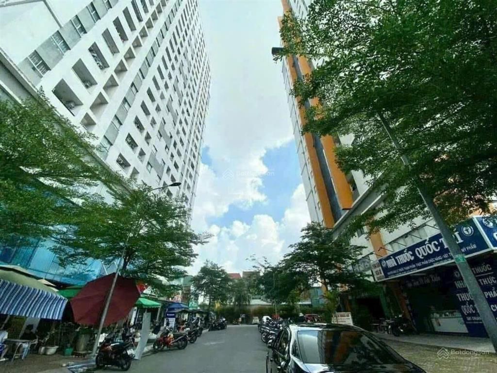 Bán căn hộ sen hồng, săn sổ hồng. thanh toán 450 triệu nhận nhà