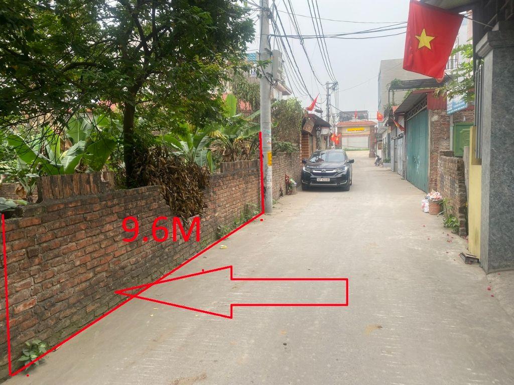 Chính chủ bán 200m² đất Đông Hội - Đông Anh - mặt tiền 9.6 m - ô tô tránh - giảm sốc 3,5 tỷ còn 15 tỷ