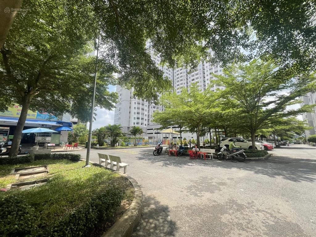Bán căn 55m² hqc plaza giá 1,48 tỷ, sổ hồng sang tên ngay. 0937 379 ***