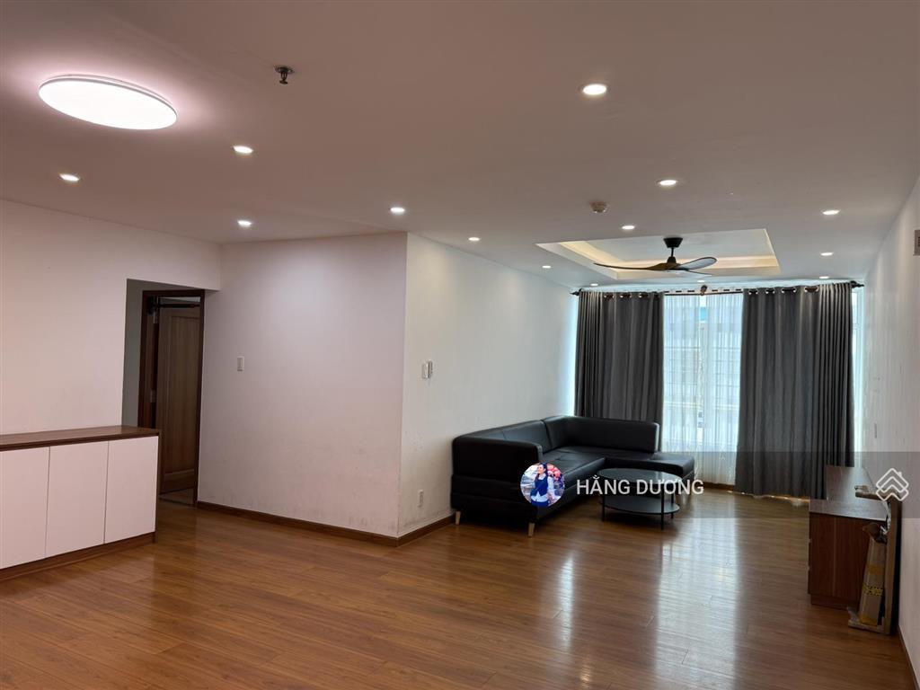 Bán hoàng anh giai việt 3pn 150m2 shr view hồ bơi đẹp thoáng mát, nhà xinh giá tốt, có tttm