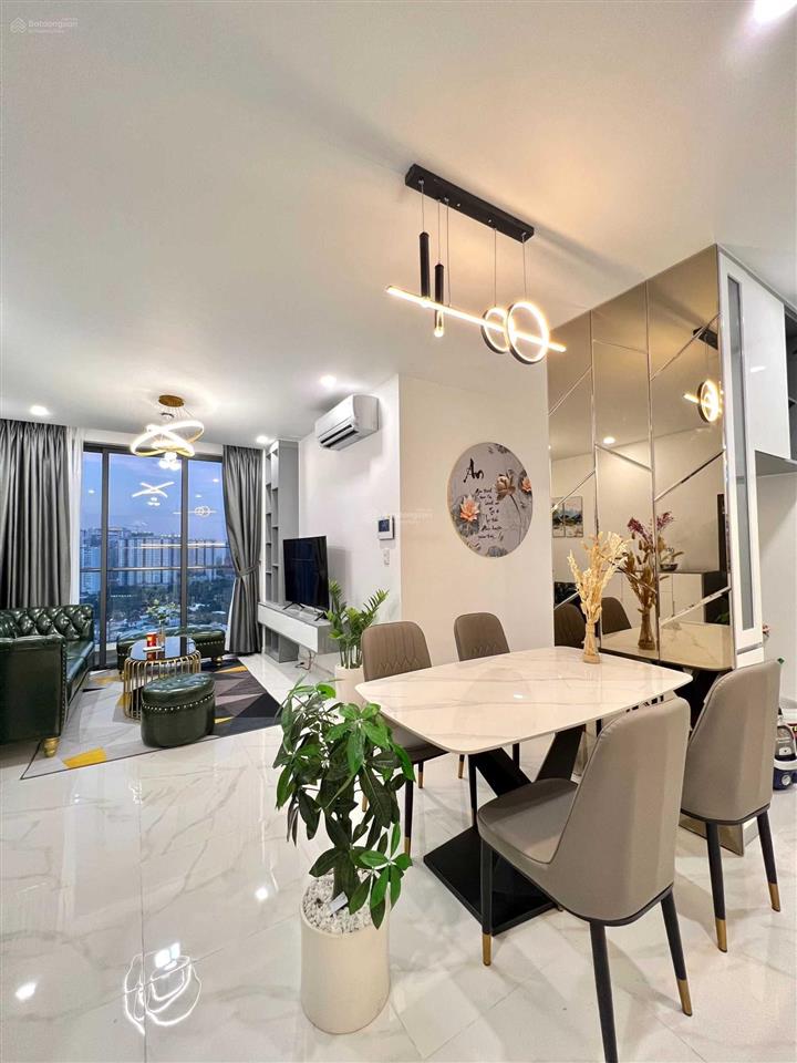 Sale chuyên precia bán 2pn 5,8 tỷ, (giá chênh tùy view, nội thất) 0931 866 ***