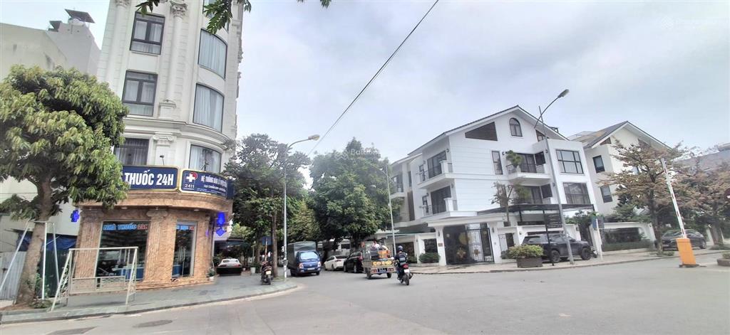 Giảm chào sốc 1 tỷ căn góc 7 tầng thang máy trục chính dương nội, sát aeon mall hà đông
