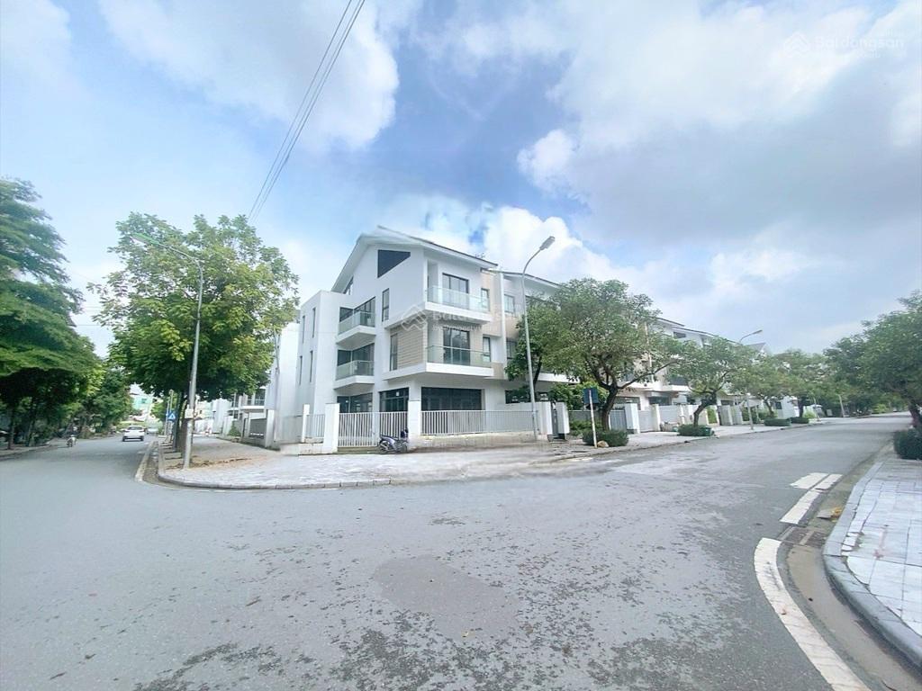 Hàng hiếm đô nghĩa biệt thự lô góc 230m2, giá 143tr/m2, chủ cần bán nhanh, vị trí vàng giá bất ngờ