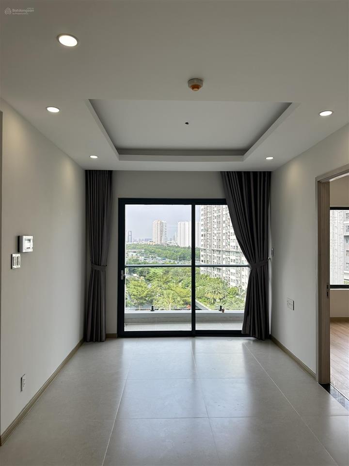 Bán nhanh căn 2pn 61m2 6,3 tỷ view đông nam mát cả ngày nội khu yên tĩnh nhà thoáng mát