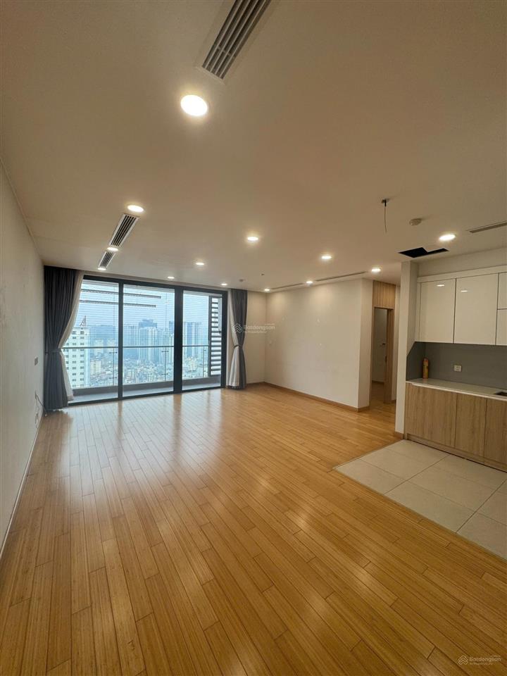 Cần bán căn 3 ngủ the zei, 107m2 đồ cơ bản, view pháo hoa giá 12,2 tỷ có tl