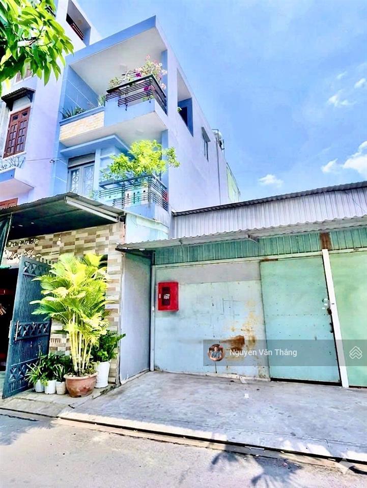 Bán nhà hẻm nhựa 6m đường gò dầu diện tích 4x18m vuông vức giá tốt 6,9 tỷ