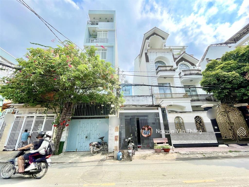 Bán nhà mặt tiền đường nguyễn trường tộ, p. tân thành dt 4x18m vuông vức giá tốt 10,5 tỷ