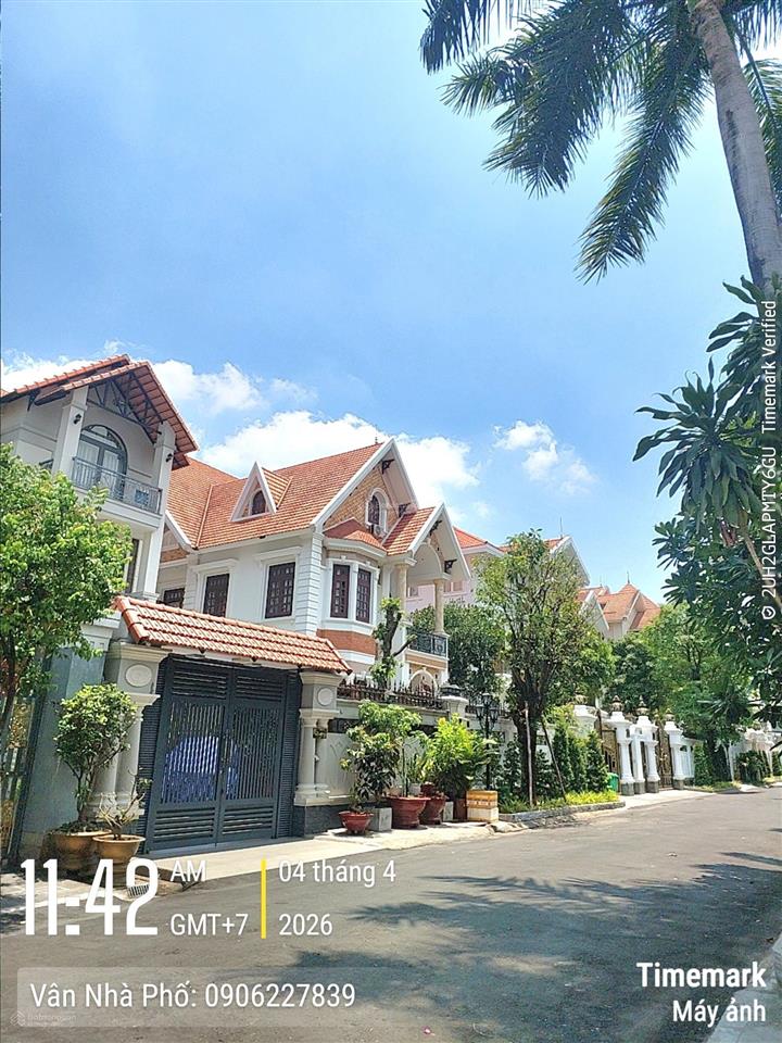 Khu biệt thự cao cấp hoa hồng vị trí đắc địa gần đường trần não, phường an khánh dt đẹp 295m2
