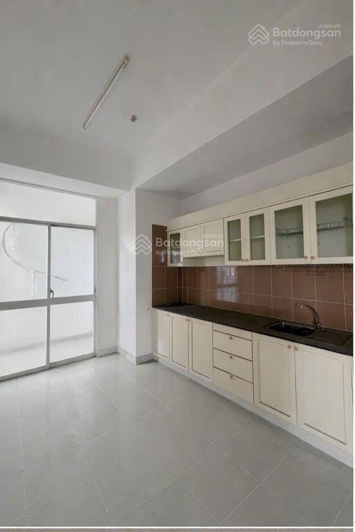 Bán gấp cc 76m2, 2pn, 1wc tại cao ốc bình minh mặt tiền xa lộ hà nội q9, 2,65 tỷ