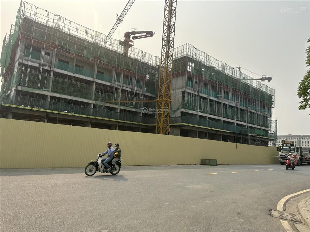 Chính chủ nhờ bán liền kề vin ocepark 3, 60 m2 hơn 9 tỷ