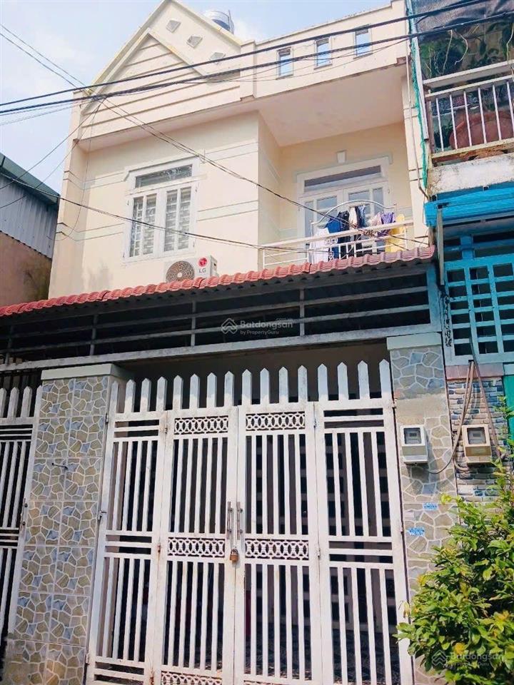 Bán nhà hẻm xe hơi ngủ trong nhà 80,2m2(5.6 x 14m), 3pn hóc môn