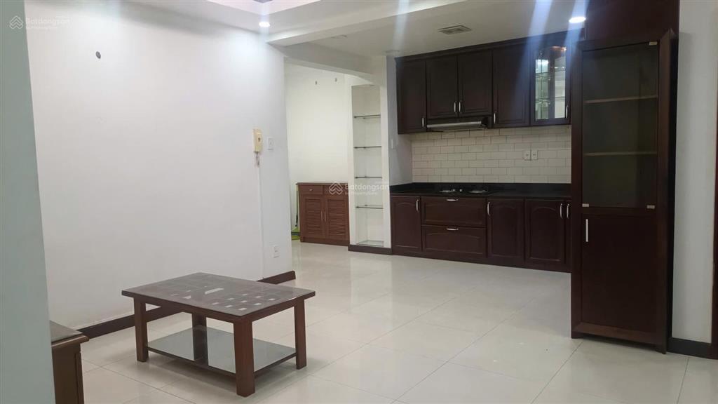 Bán cc hưng vượng 2, q7. dt 71m2 2pn 1wc giá 4,05 tỉ tl. dt/zalo 0937 961 *** thảo