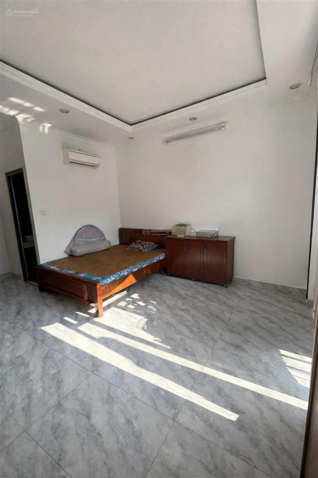 Bán biệt thự hẻm xe tải hồ văn long ngay chợ bà hom