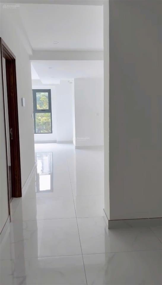 Bán nhanh căn góc hiếm có skylinked villa celadon city 4pn 4wc 242m² giá 20,5 tỷ