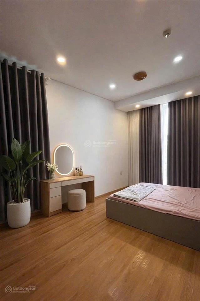 Bán căn hộ 3pn 2wc, full nội thất, ibox thương lượng có giá tốt