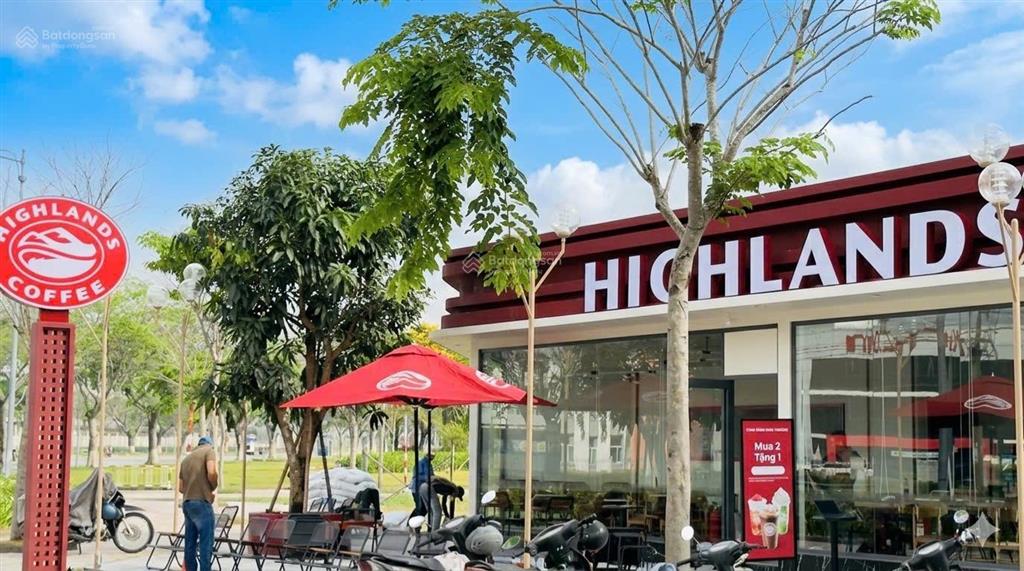 Biệt thự đơn lập giá tốt kđt sun casa central. cách highland vài bước chân. tiện ích đầy đủ