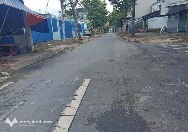 Bán đất vườn 2227m2 - giá chỉ 5 triệu/m2 - Xuân Thới Thượng - Hóc Môn