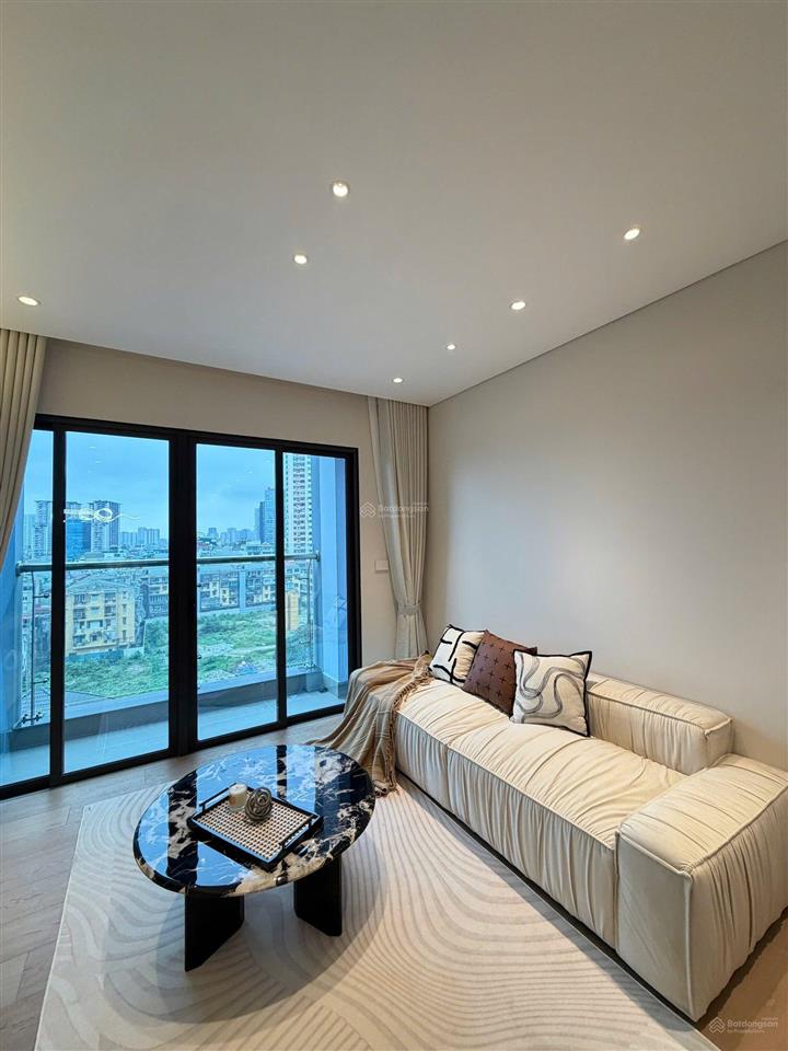 Bán căn hộ diamond park plaza 16 láng hạ, 57,1 m2 1 ngủ, giá chỉ từ 7 tỷ. 0945 894 ***