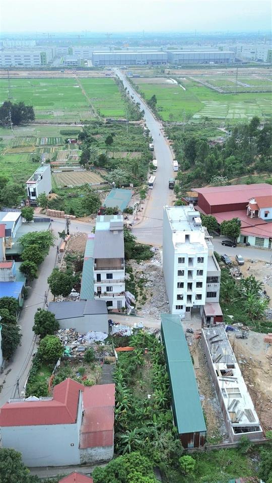 Bán lô 433m2 mặt tiền 10m. đối diện kcn nam sơn hạp lĩnh