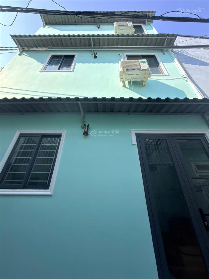 Cần bán gấp nhà đẹp đúc giá rẻ chính chủ