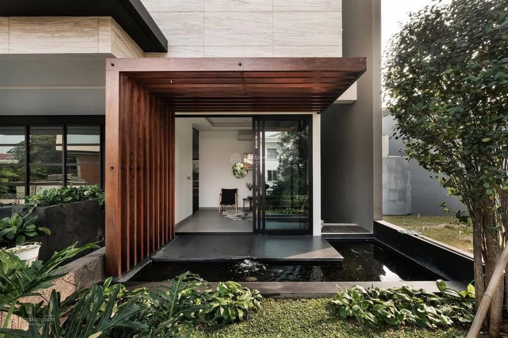 Biệt thự cao cấp tọa lạc 2mt lê văn sỹ quận 3 ngang 12m 6 tầng thang máy giá chỉ 130 tỷ