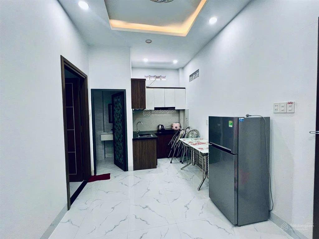 Nhà 3 tầng 5 phòng khép kín gần ga nha trang, có dòng tiền 18 triệu/tháng