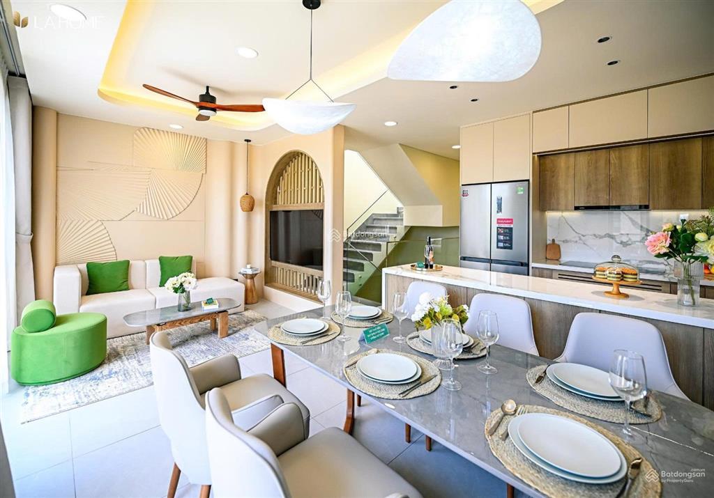 Chính chủ cần sang nhượng căn nhà phố vườn 96m² 6x16m giá rẻ hơn cđt 500tr bank 70% 0932 094 ***
