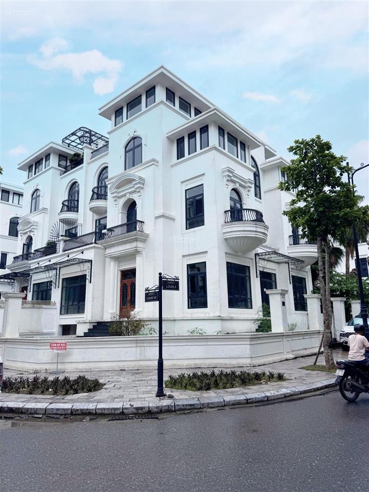 Siêu phẩm !!! biệt thự góc 3 mặt thoáng view công viên vị trí đầu dự án louis city hoàng mai