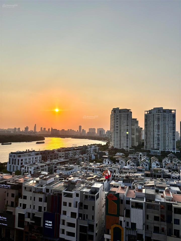 Bán căn góc 2pn view sông q1, trục căn hiếm, giá chỉ 8,5 tỷ bao hết thuế phí one verandah