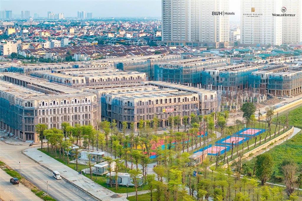 Nhà phố 5 tầng vị trí đẹp, ô tô đỗ cửa, kinh doanh thuận lợi. ck 11,5%, quà 350tr, vay 70%.
