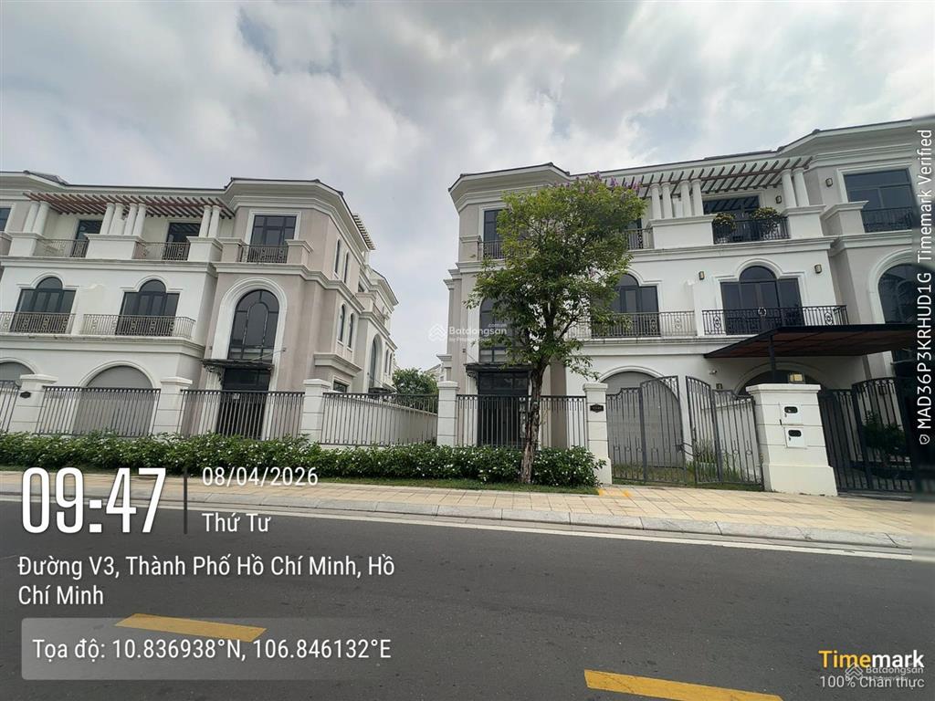 Chính chủ gửi bán nhanh biệt thự vinhomes grand park view hồ lớn dtd 346m2, sổ hồng, 60 tỷ