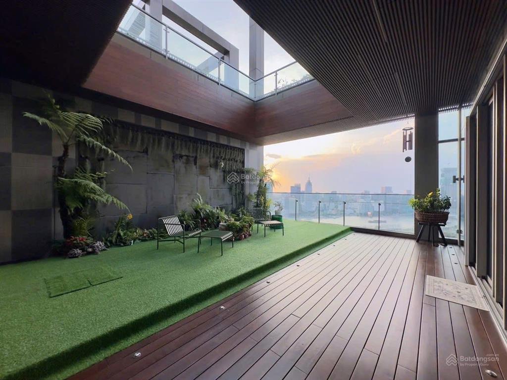 Penthouse empire city, 376m2, đầy đủ nội thất cao cấp cần bán