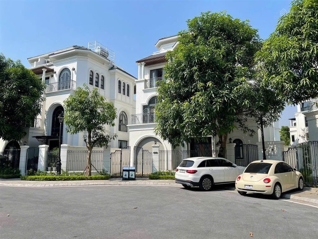 Bán biệt thự đơn lập ngọc trai vinhomes marina, 239m2, mặt tiền rộng, thô, view hồ, nhỉnh 25 tỷ