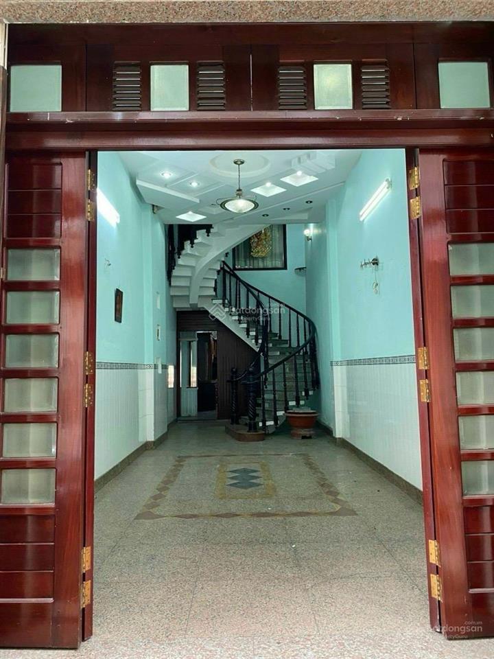 12 tỷ 53m2 nhà hẻm xe hơi tận nơi, 2 mặt tiền trước và sau đường điều mở cửa di chuyển được.