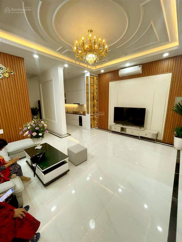 Hiếm 40m ra phố chùa bộc tặng full nội thất 58m x 7t dân xây phù hợp kd nhỏ