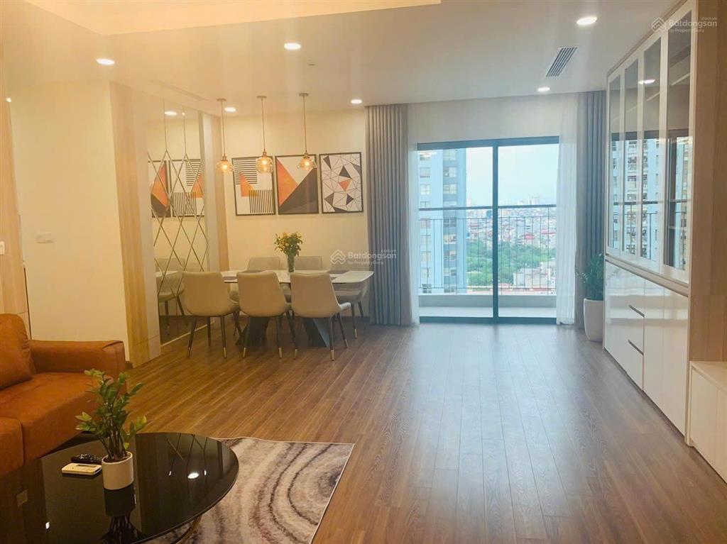Chủ nhà cần bán gấp căn hộ 75,6m2 thiết kế 3 ngủ, 2wc chung cư 30t nam trung yên. 0394 321 ***