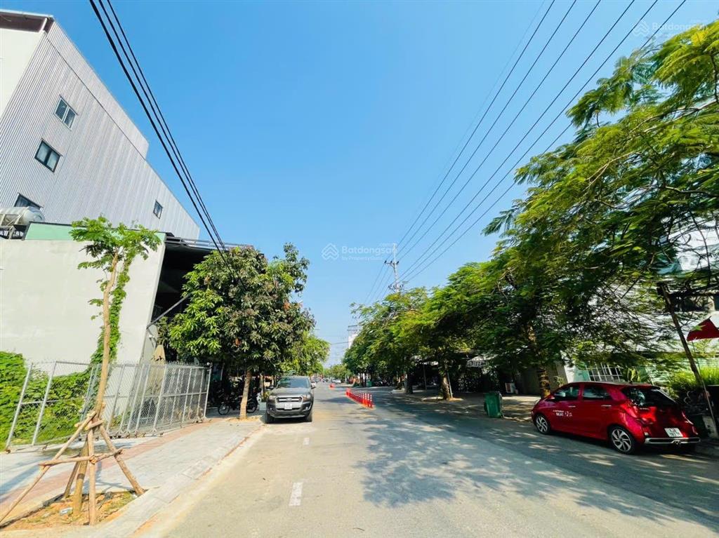 Chính chủ gửi bán lô đường 10.5m võ an ninh sát góc mẹ thứ hòa xuân