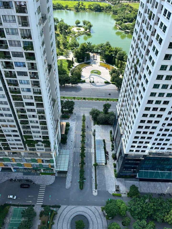 Căn 3pn view công viên, 114m2 full đồ mới, tòa nổi bật ngoại giao đoàn, sẵn sổ đỏ