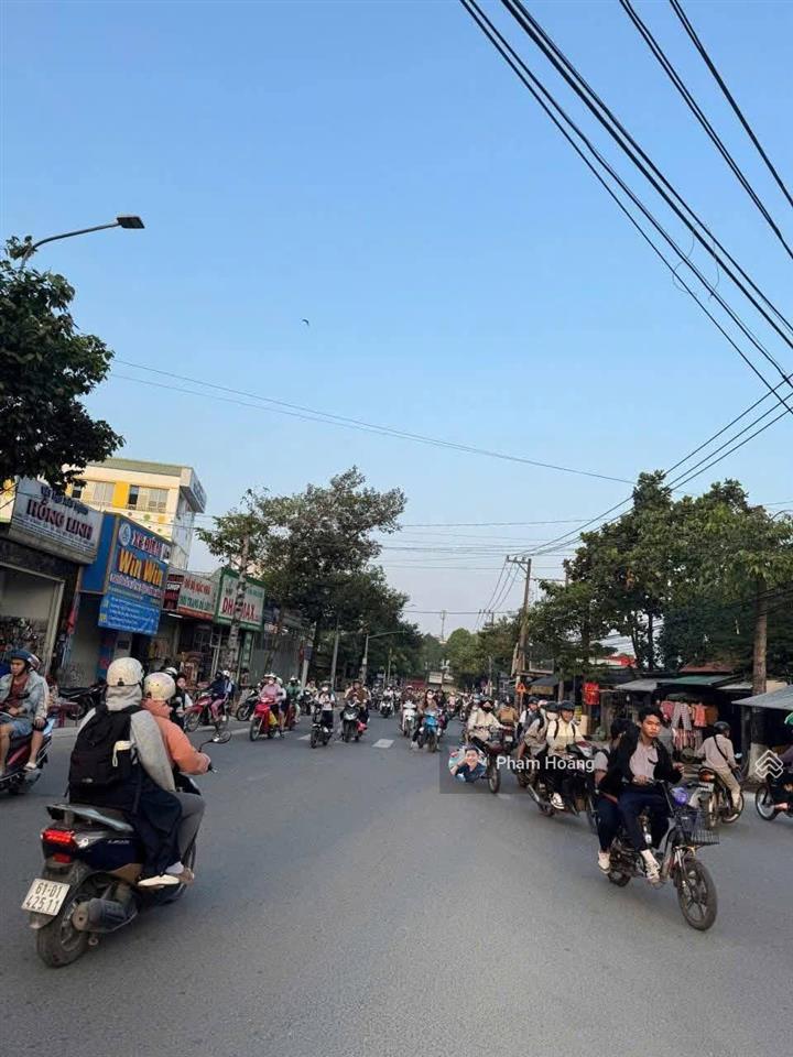 Đất kdc gần trường cấp 1, 2 đông hòa dĩ an hcm mới. giá bán 3,95 tỷ, đường ô tô tiện ích đầy đủ