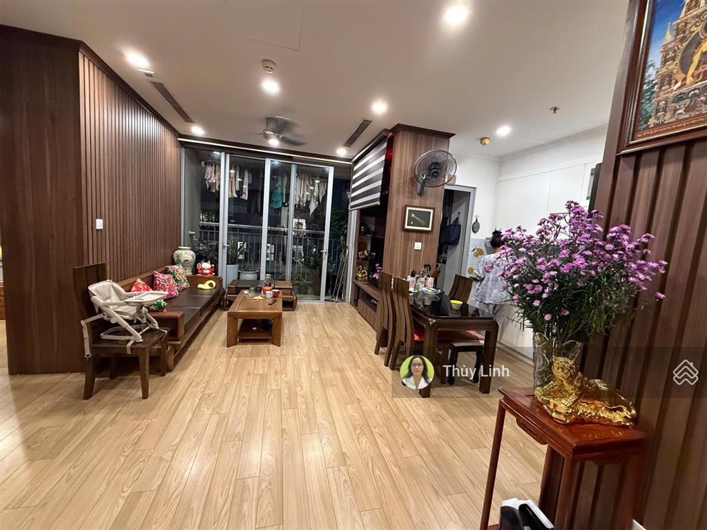 Bán căn hộ 2 phòng ngủ vinhomes gardenia, sđcc, tầng đẹp, nhìn đường hàm nghi