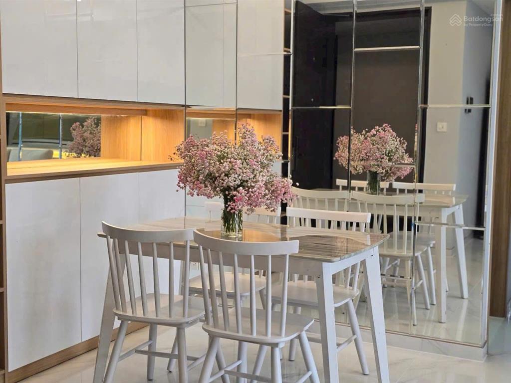 Bán cc hưng phúc premier, bán gấp 8 tỷ, 83m2, 3pn, 2wc, bao đẹp hot!