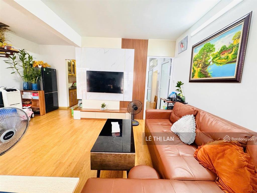 Tây sơn 44/90 m2 tầng 2 tập thể đại học công đoàn full 4,8 tỷ nhà đẹp 3 ngủ 2 ban công trước sau