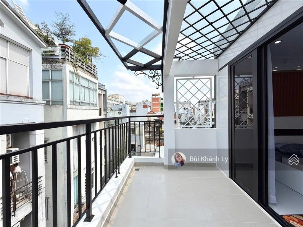 Nhà đẹp ở ngay mặt tiền tương lai trần quang diệu (4 x 10)m 5 tầng quận 3