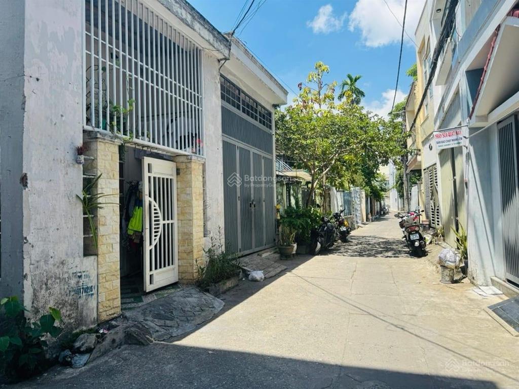 Bán nhà kiệt lý thái tông, dt 60m2, ngang 11m, vài bước ra biển nguyễn tất thành. giá tốt 3tỷ2 tl