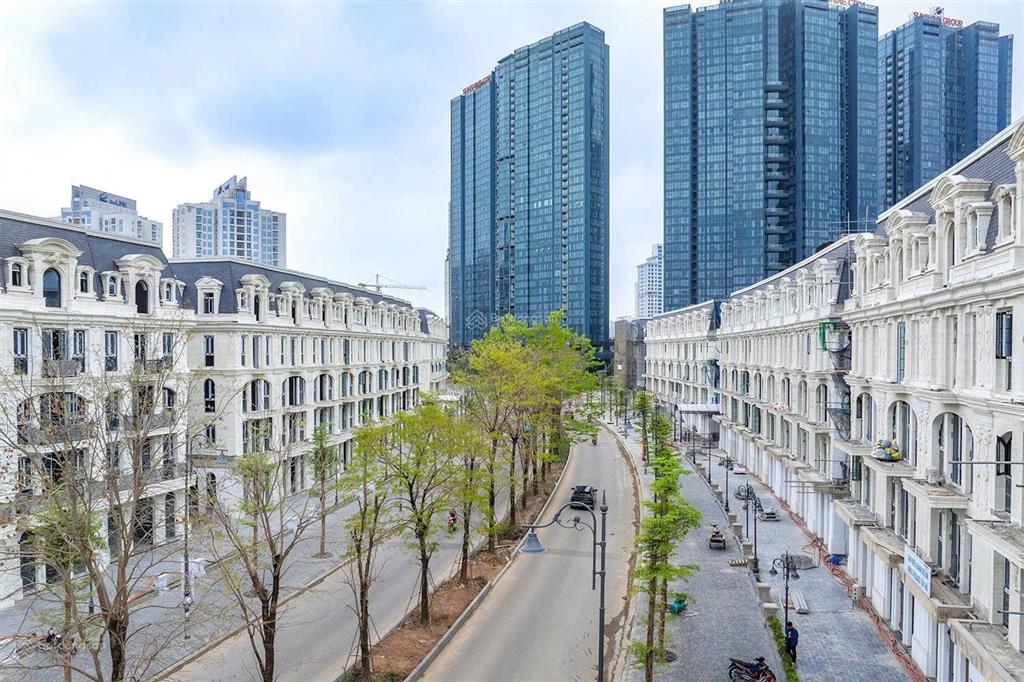Bán liền kề dự án noble palace tây hồ view vườn hoa bể bơi thiết kế đẹp công năng cao, full hầm