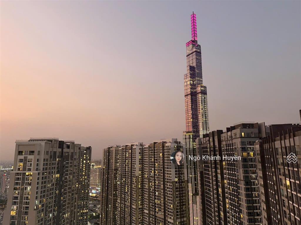 Bán gấp siêu phẩm penthouse vinhomes central park nội thất đẳng cấp 5 sao. 0901 692 ***