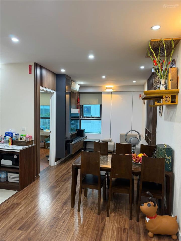 Bán chung cư valencia garden việt hưng long biên 79m 2n2wc full nội thất giá 5.1tỷ (thương lượng)