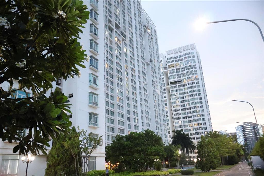 Bán căn hộ phú hoàng anh 129m2, giá 4,6 tỷ, tặng nội thất, tin thật 100%