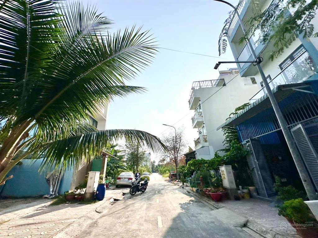 Đất kdc sổ hồng riêng (4 x 13m) đường 8m + vỉa hè khu đẹp tx 52